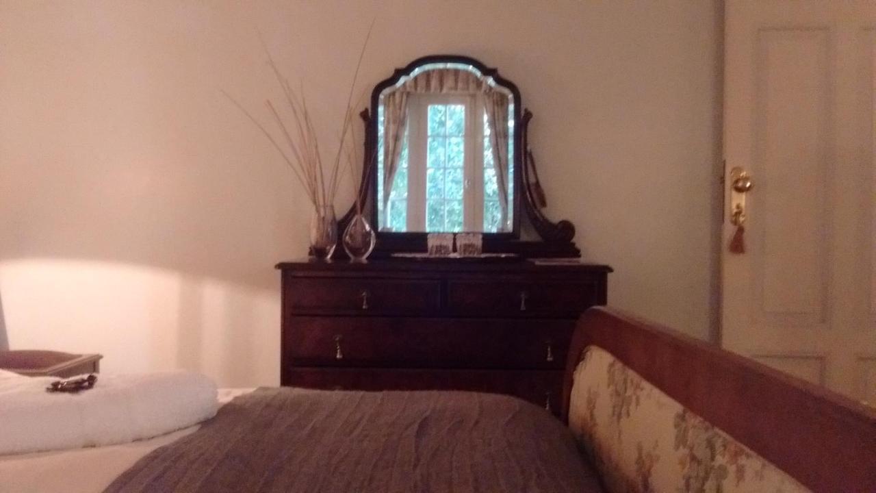 Bed and Breakfast La Casona De Grace Olivos Zewnętrze zdjęcie